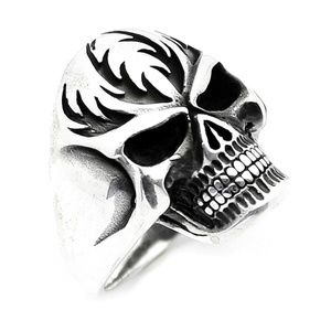 Men Ring Fashioned from 925 sterling silver